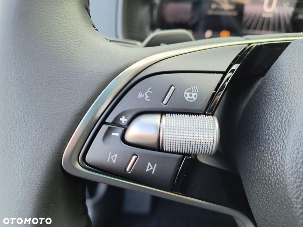 Skoda Karoq 1.5 TSI ACT Edition 130 DSG - 25