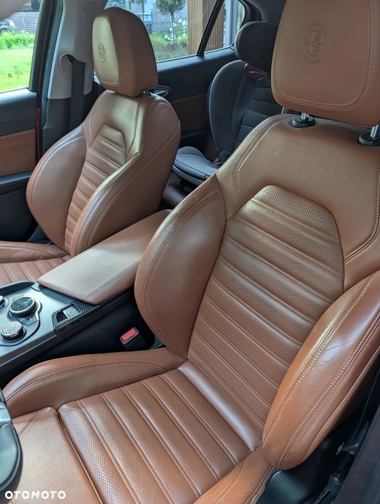 Alfa Romeo Giulia 2.0 Turbo Veloce Q4 - 9