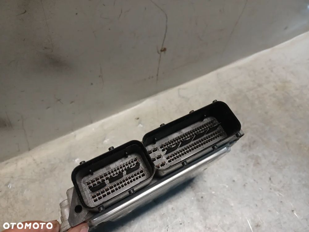 KOMPUTER SILNIKA 06F906056 AUDI A3 8P A4 B6 VW GOLF V 2.0 FSI - 4