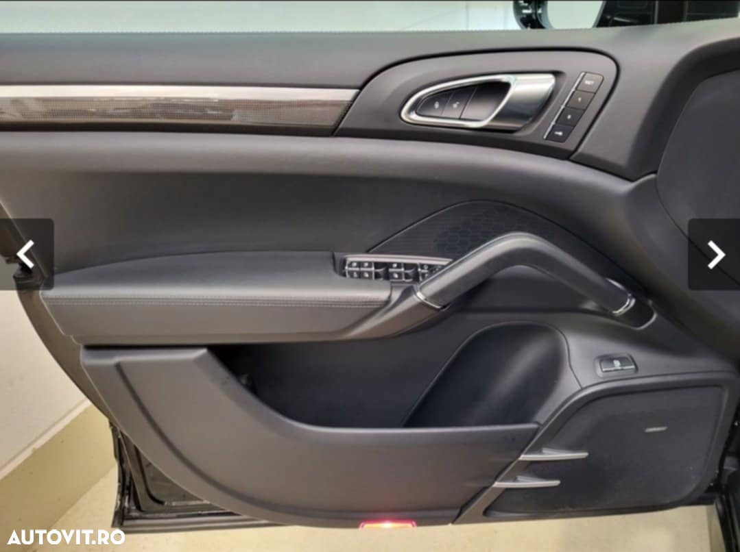 Porsche Cayenne Tiptronic S Platinum Edition - 9