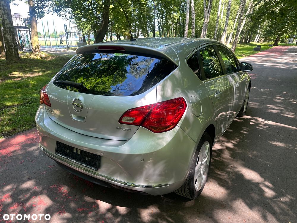 Opel Astra 1.6 Cosmo EU6 - 6