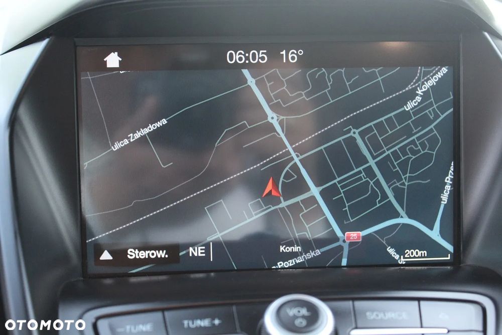 Ford Kuga 2.0 TDCi 2x4 Titanium - 26
