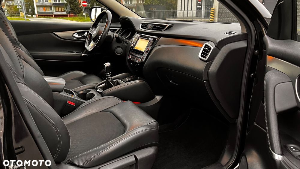 Nissan Qashqai 1.6 DIG-T Tekna - 34