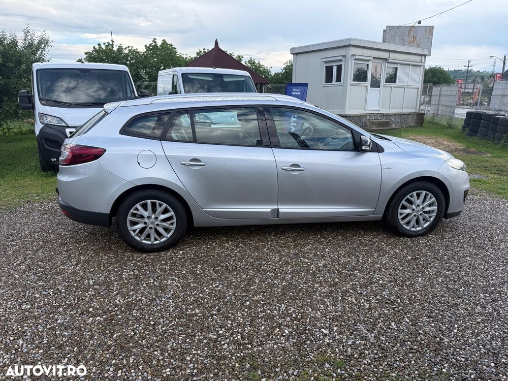 Renault Megane ENERGY dCi 110 Start & Stop Bose Edition - 4