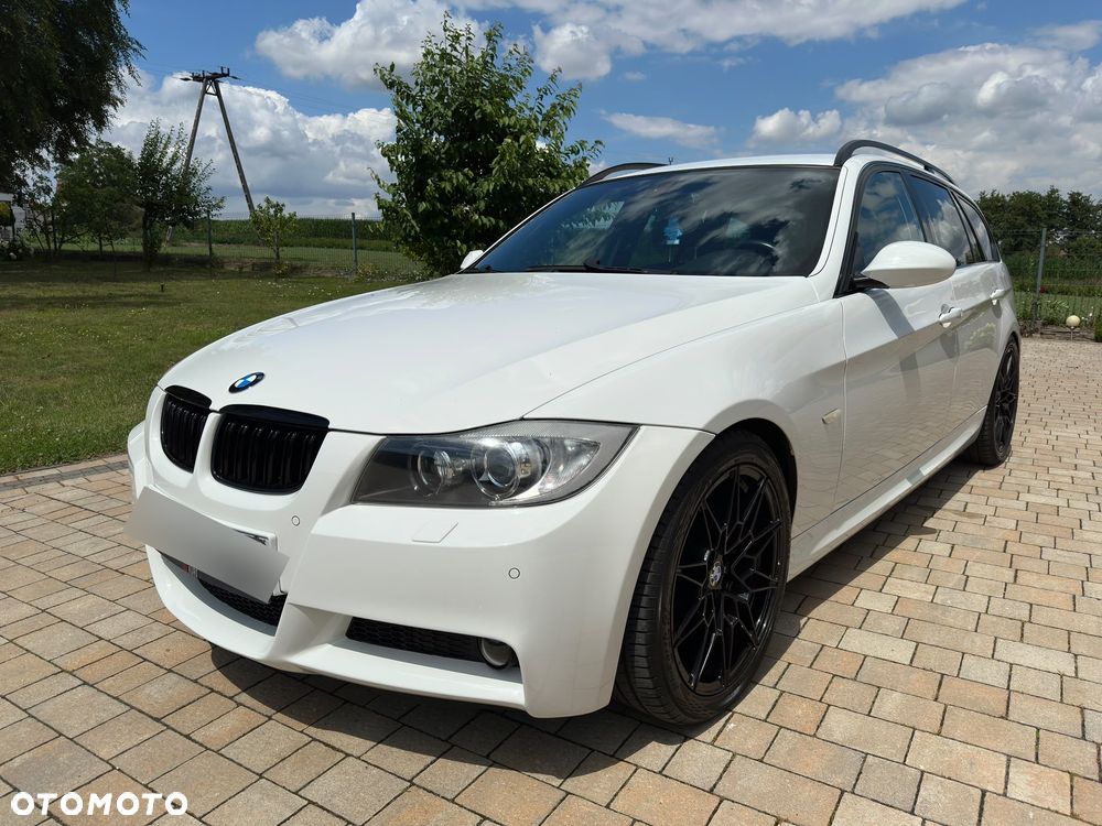 BMW Seria 3 325i - 2