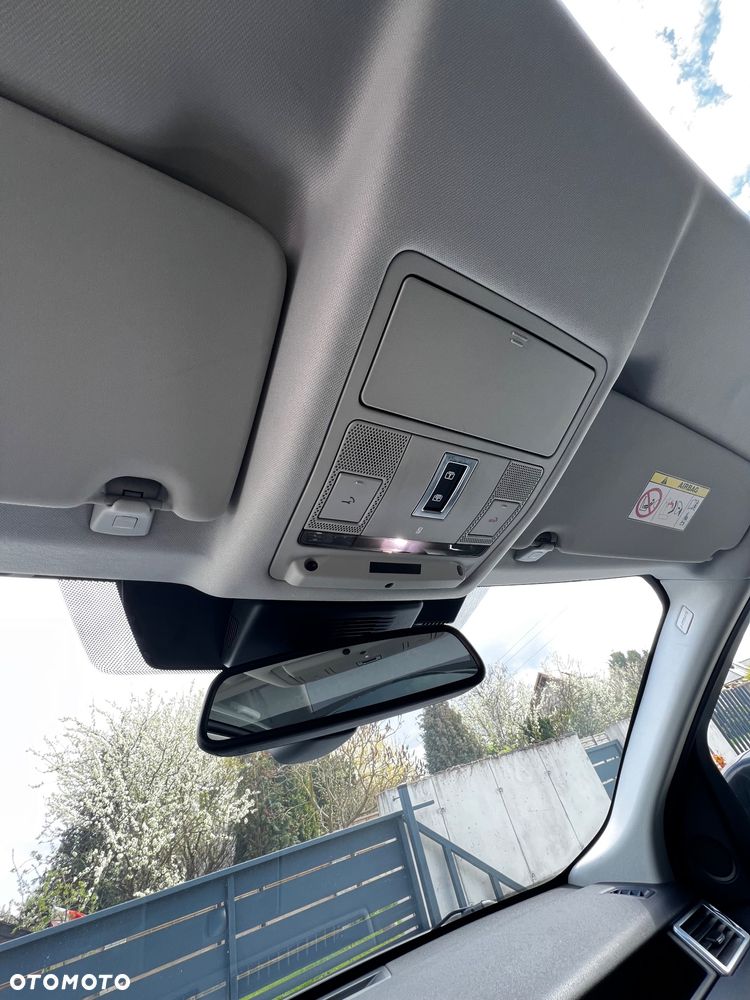 Land Rover Discovery Sport 2.0 TD4 HSE Luxury - 22