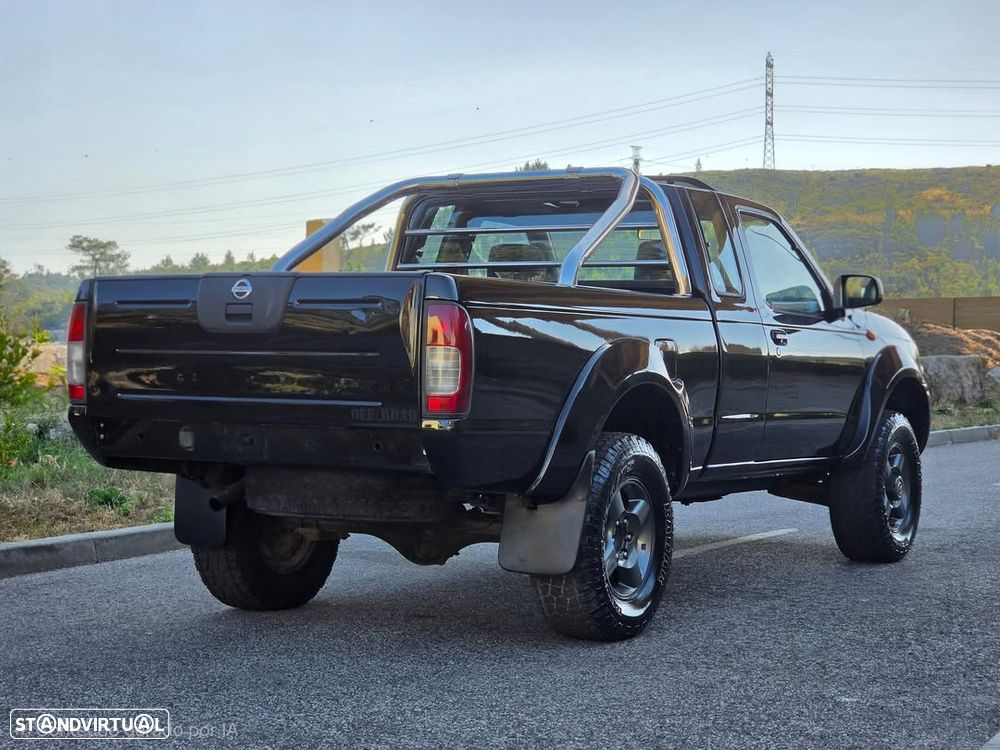 Nissan Pick Up 2.5 TD KC Navara AC+AB - 2