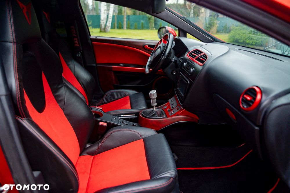 Seat Leon 2.0 T FSI Cupra R - 16