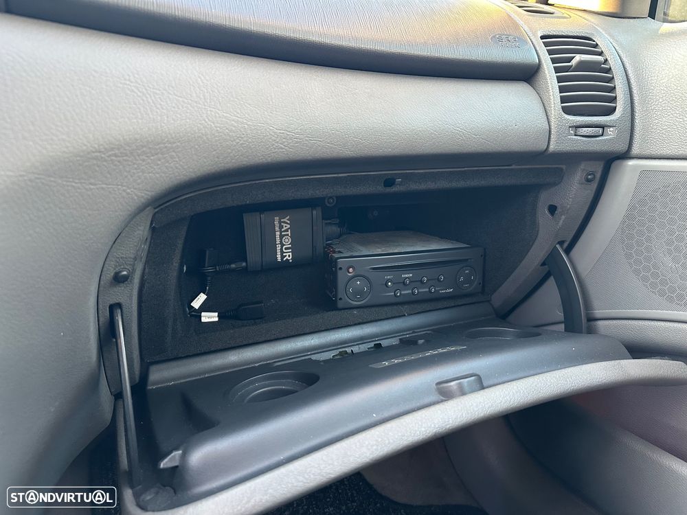 Renault Laguna - 15