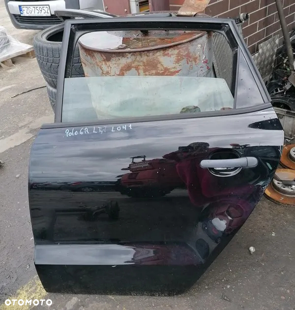 VW POLO 6R 11r DRZWI LEWY TYŁ TYLNE L041 GOŁE