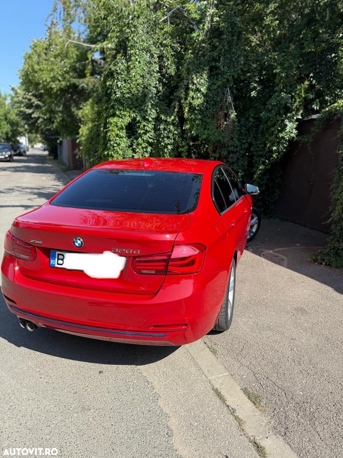 BMW Seria 3 320d xDrive AT - 2