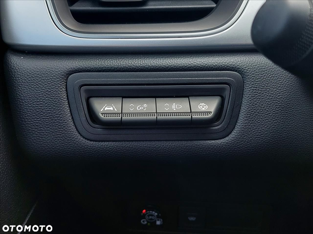 Renault Captur - 12