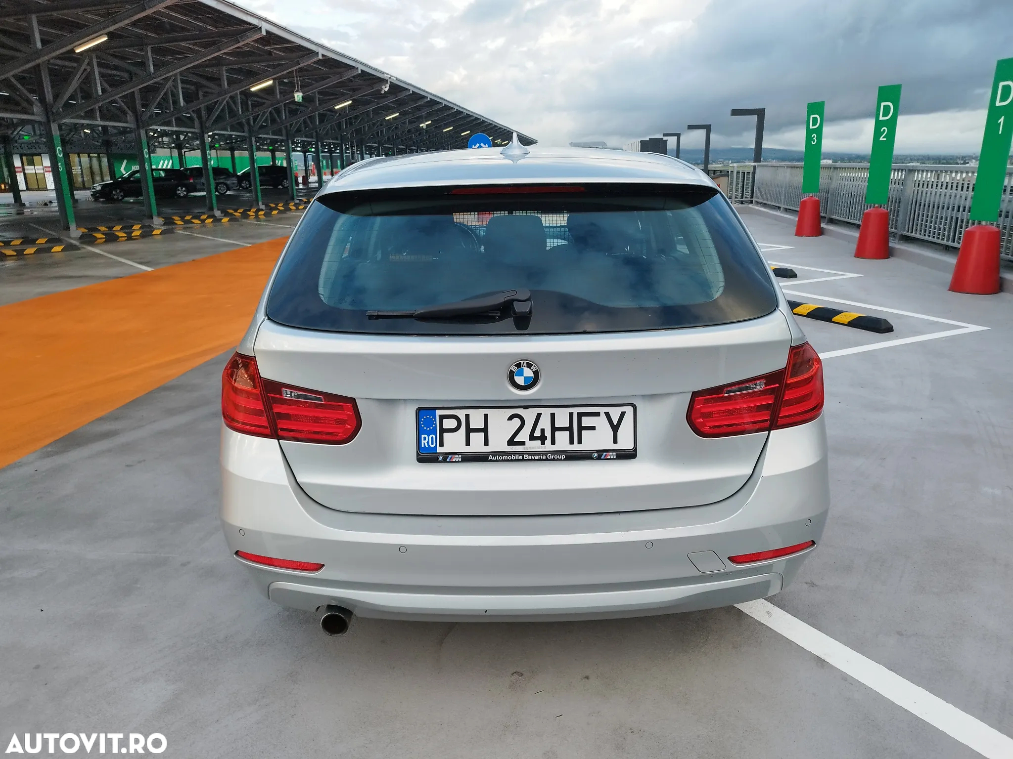 BMW Seria 3 320d Touring Aut. Efficient Dynamics Edition Blue Perf. Sport Line - 5