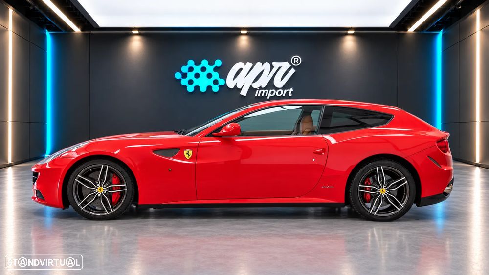 Ferrari FF 6.3 V12 - 5