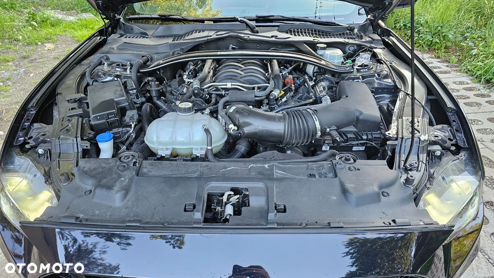 Ford Mustang 5.0 V8 GT - 10