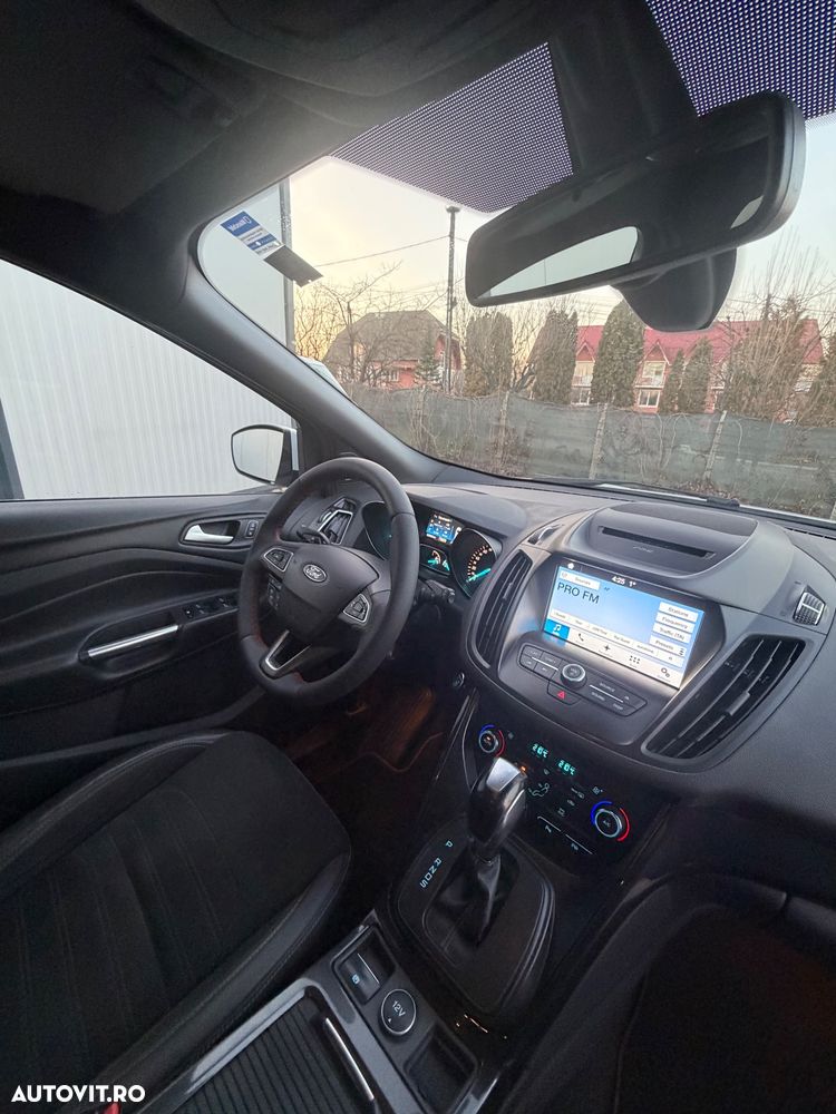 Ford Kuga 2.0 TDCi 4x4 Aut. ST-Line - 6