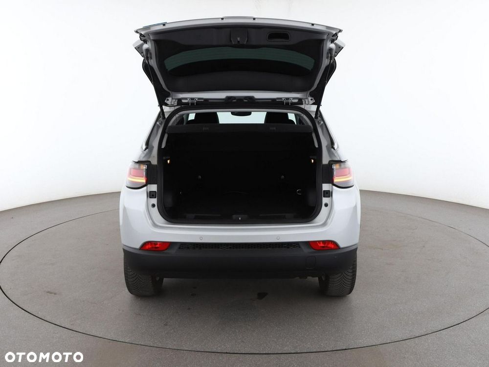 Jeep Compass 1.3 T4 PHEV 4xe Longitude S&S - 21