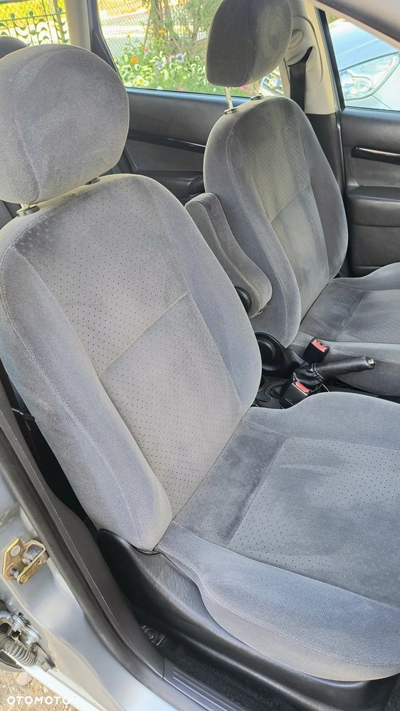 Ford Focus - 25