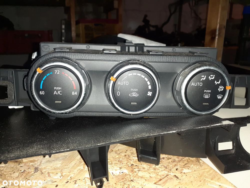 12199 Panel klimatyzacji Mazda MX-5 ND 15- - 2