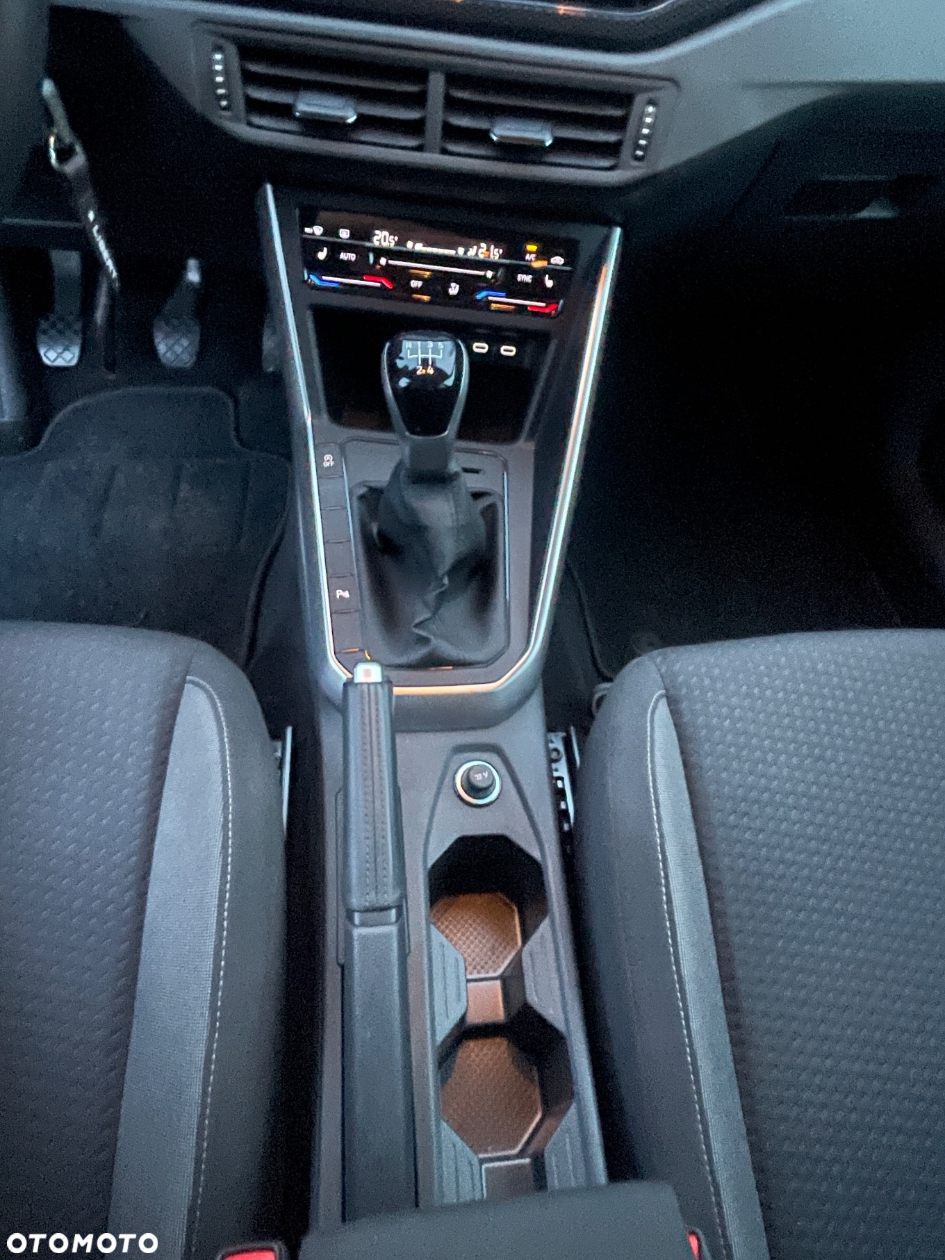Volkswagen Polo - 15