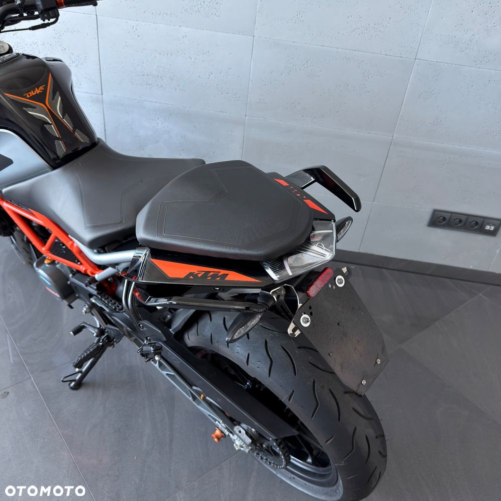 KTM Duke 125 - 14