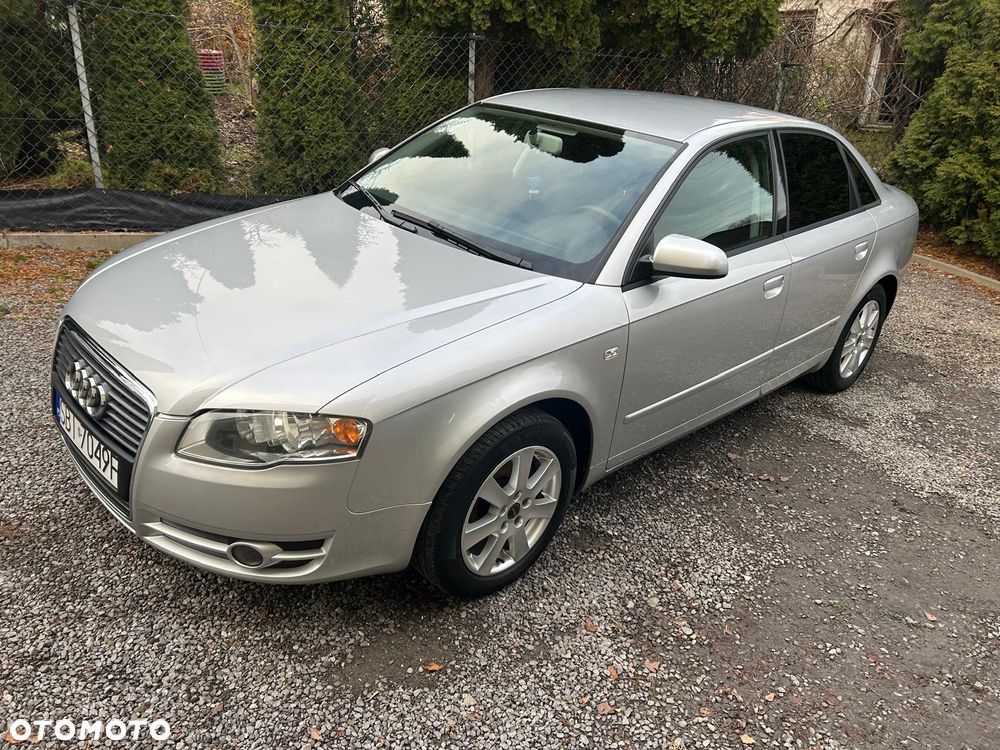 Audi A4 Limousine - 18