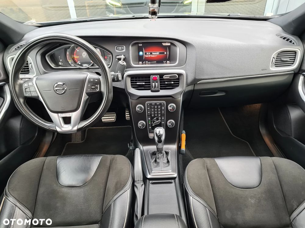 Volvo V40 D3 Drive-E R-Design Kinetic - 10