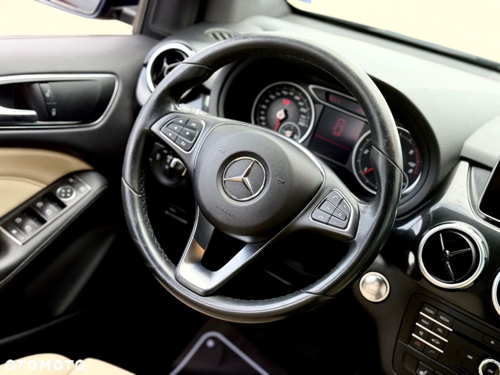 Mercedes-Benz Klasa B 180 (CDI) d - 30