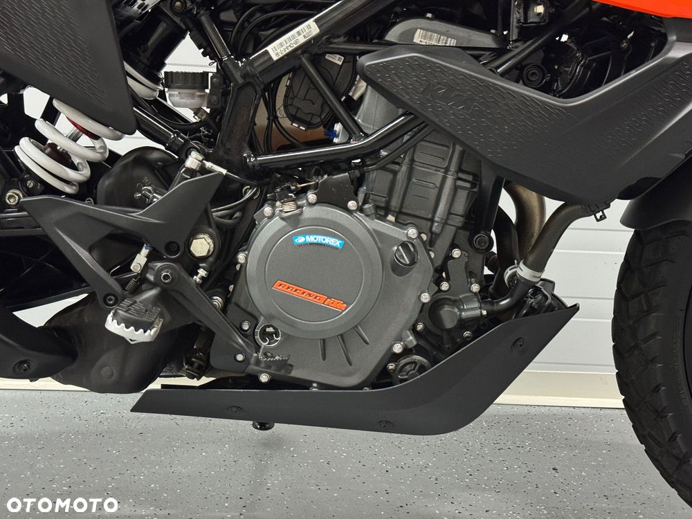 KTM Adventure 390 - 10