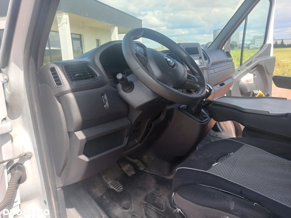 Renault Master - 15