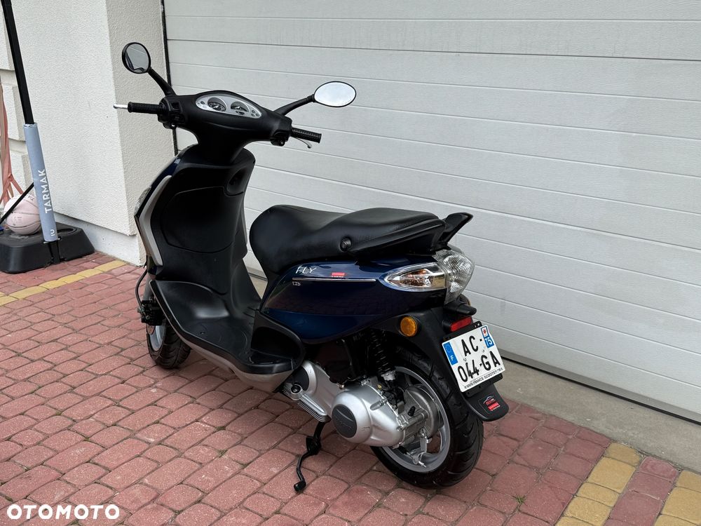 Piaggio FLY - 3