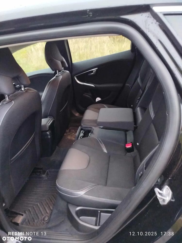 Volvo V40 D2 Summum - 6