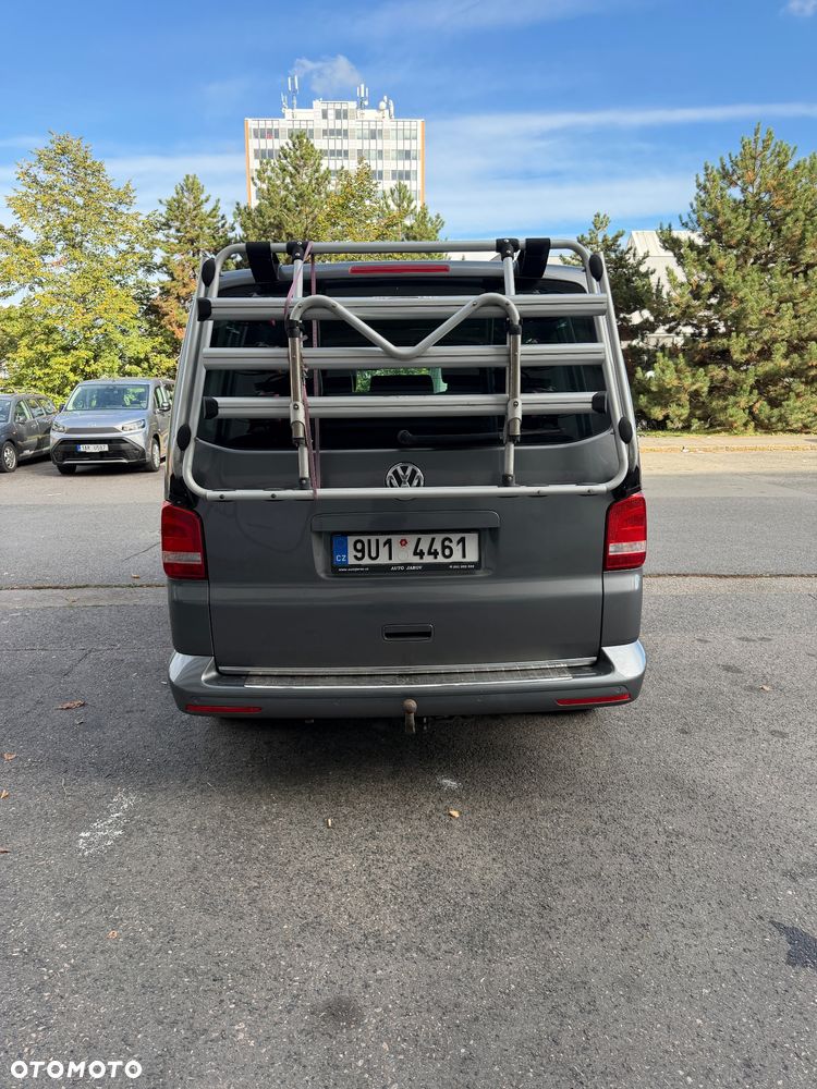 Volkswagen Multivan - 15
