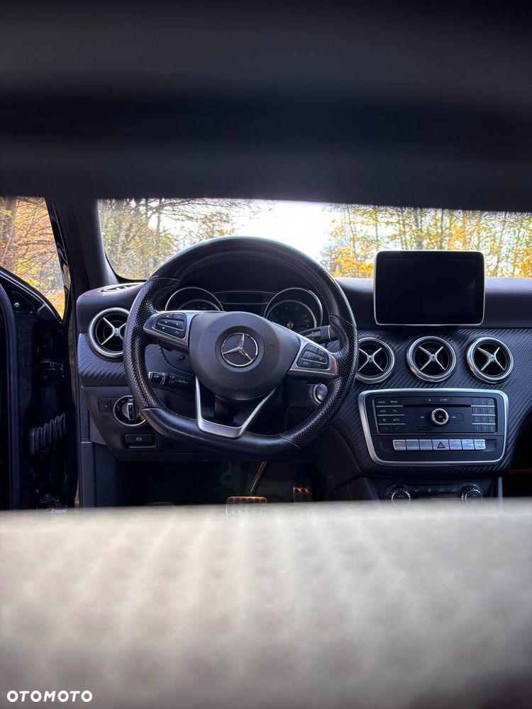 Mercedes-Benz Klasa A 250 4-Matic AMG Line - 27