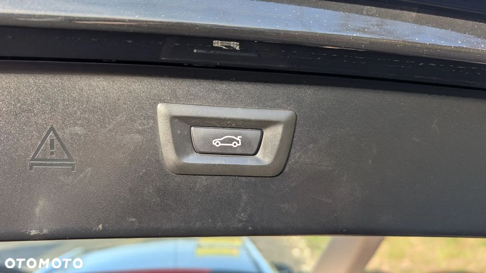 BMW Seria 5 520d Luxury Line - 15