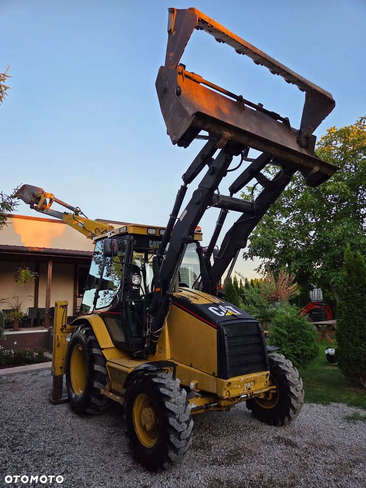 Caterpillar CAT 432D - 8