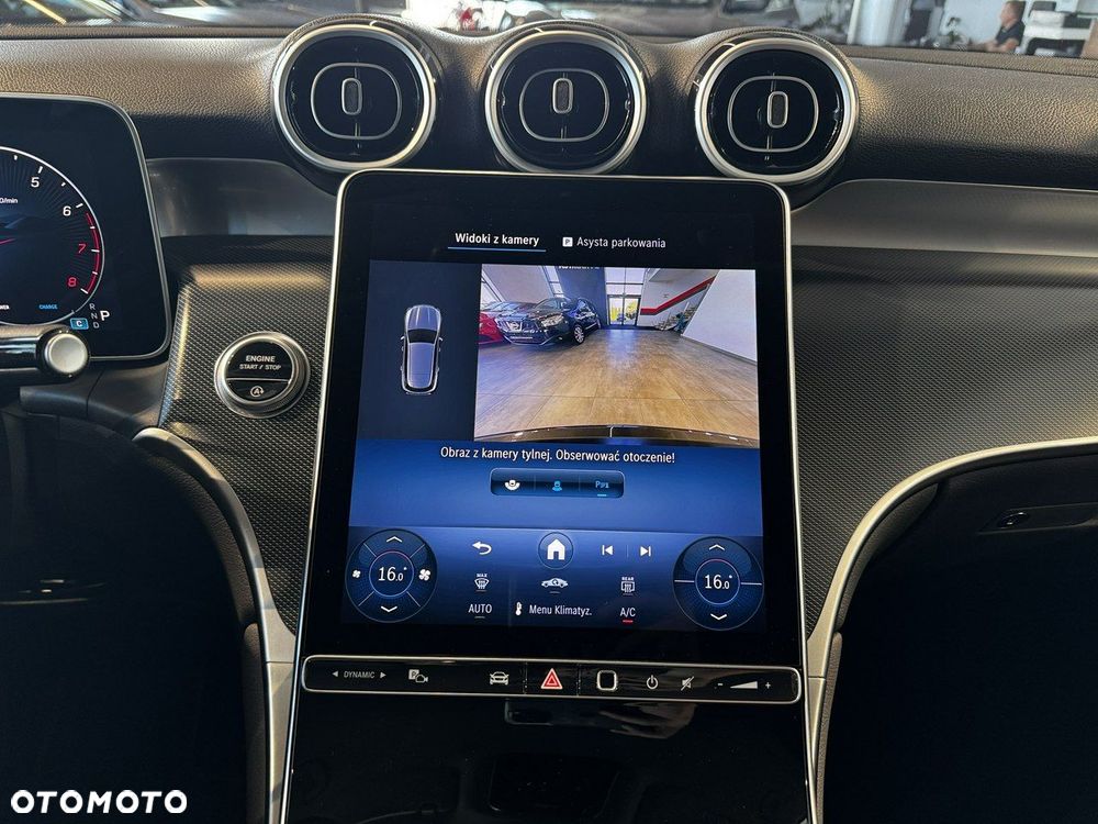 Mercedes-Benz GLC - 28