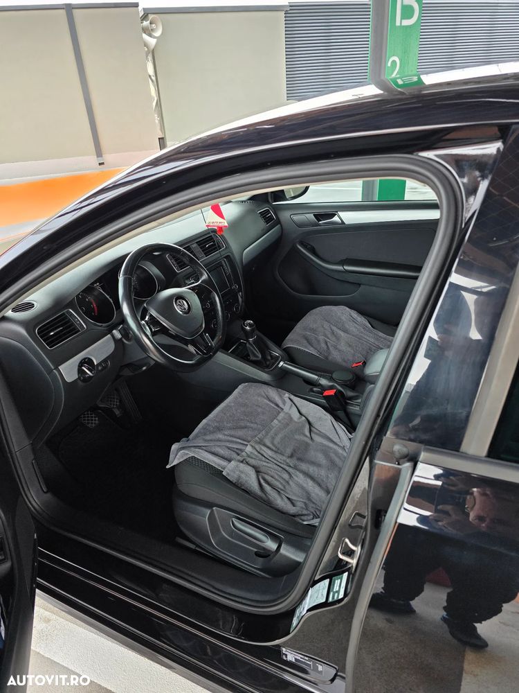 Volkswagen Jetta 1.2 TSI Comfortline - 9