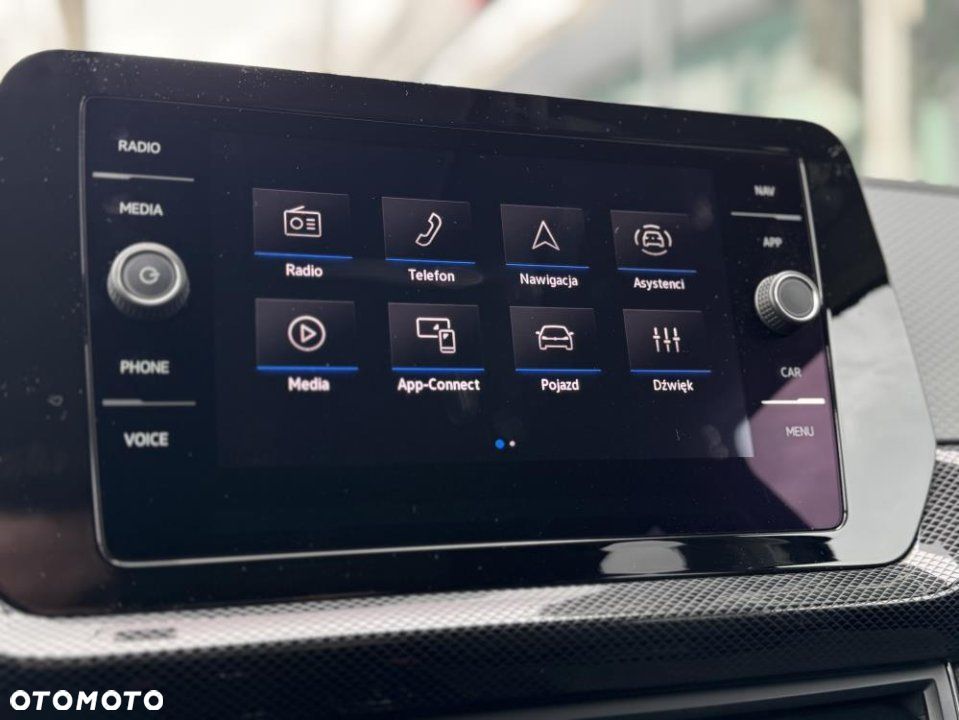 Volkswagen T-Cross - 24