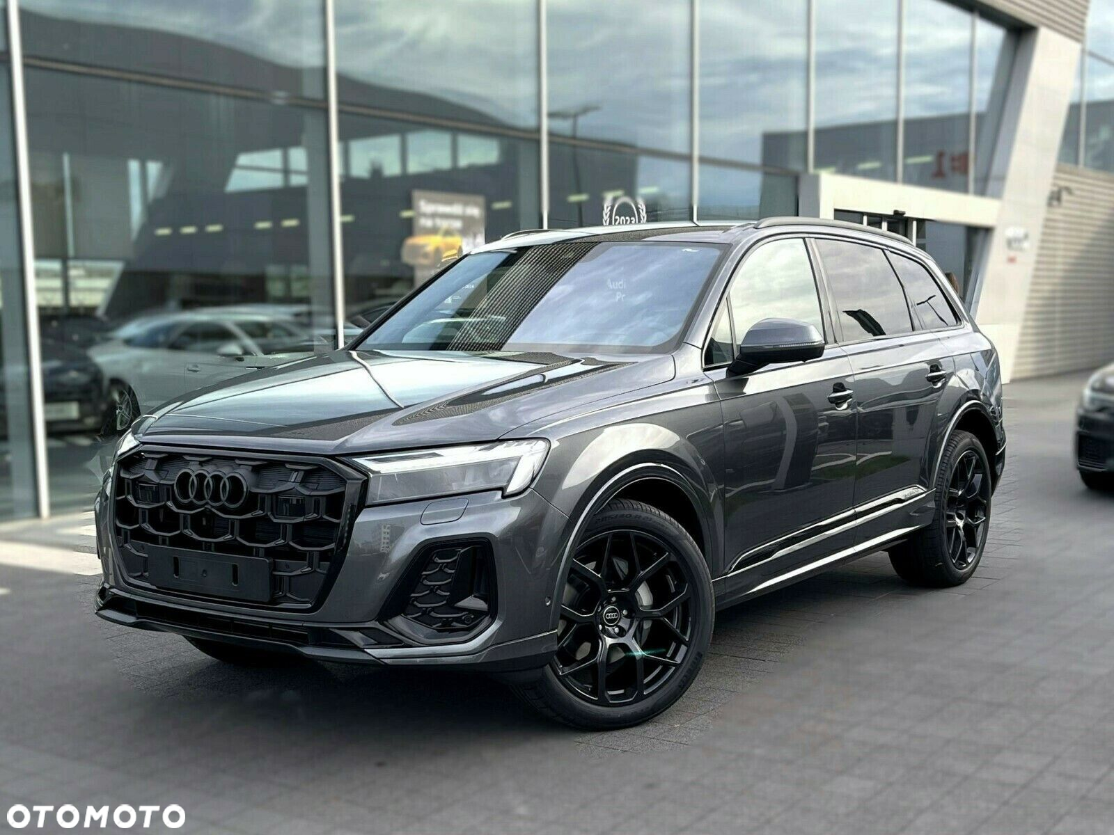 Audi Q7 - 10