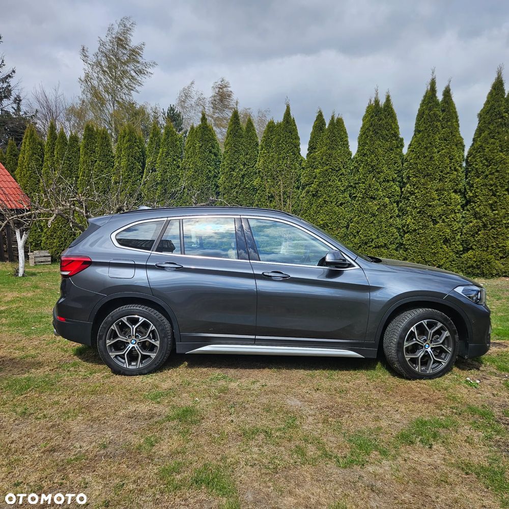 BMW X1 xDrive18d xLine - 5