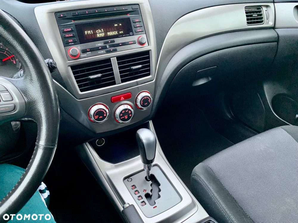 Subaru Impreza 2.0i Lineartronic Edition Sport & Sound - 9
