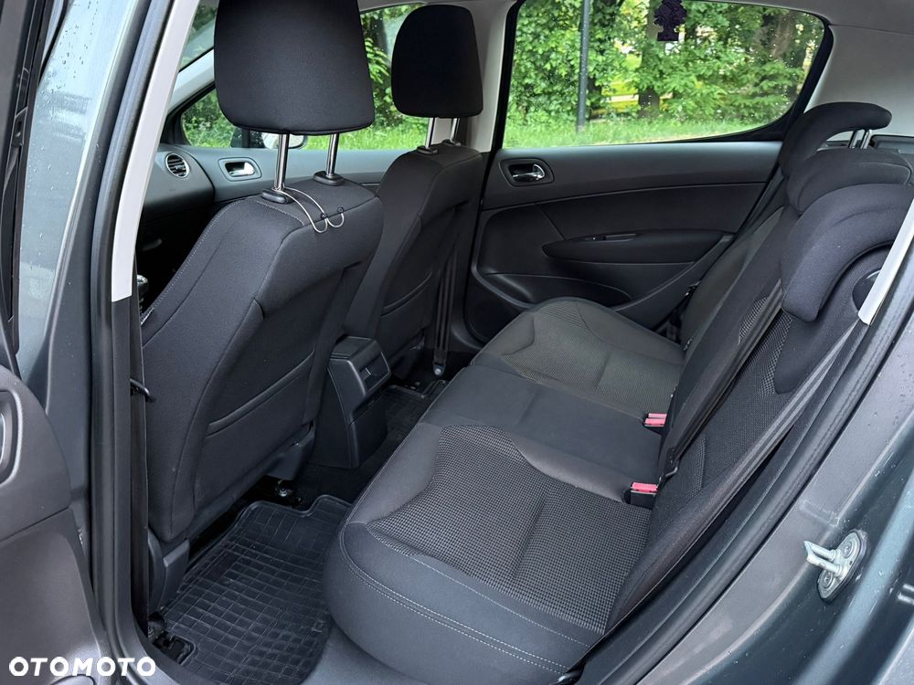 Peugeot 308 1.6 e-HDi Style STT - 18