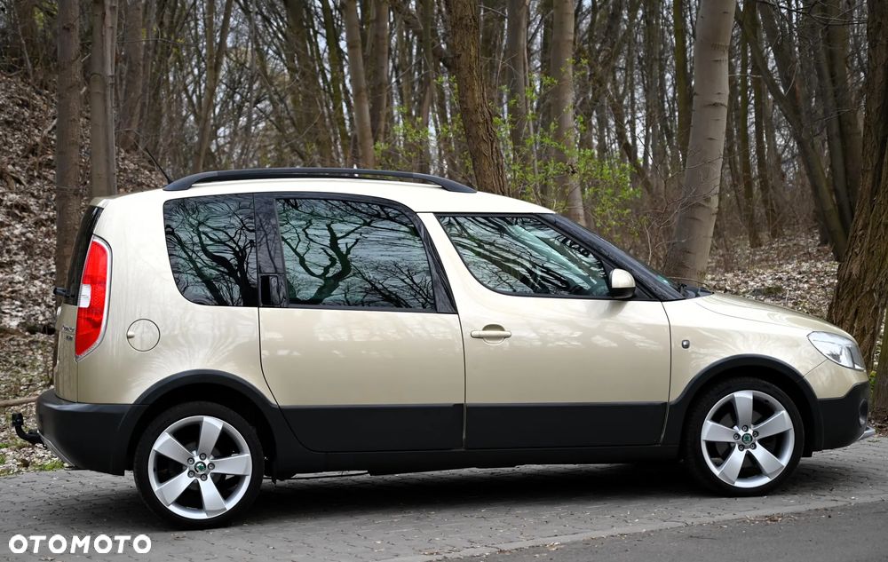 Skoda Roomster 1.2 TSI Scout PLUS EDITION - 16