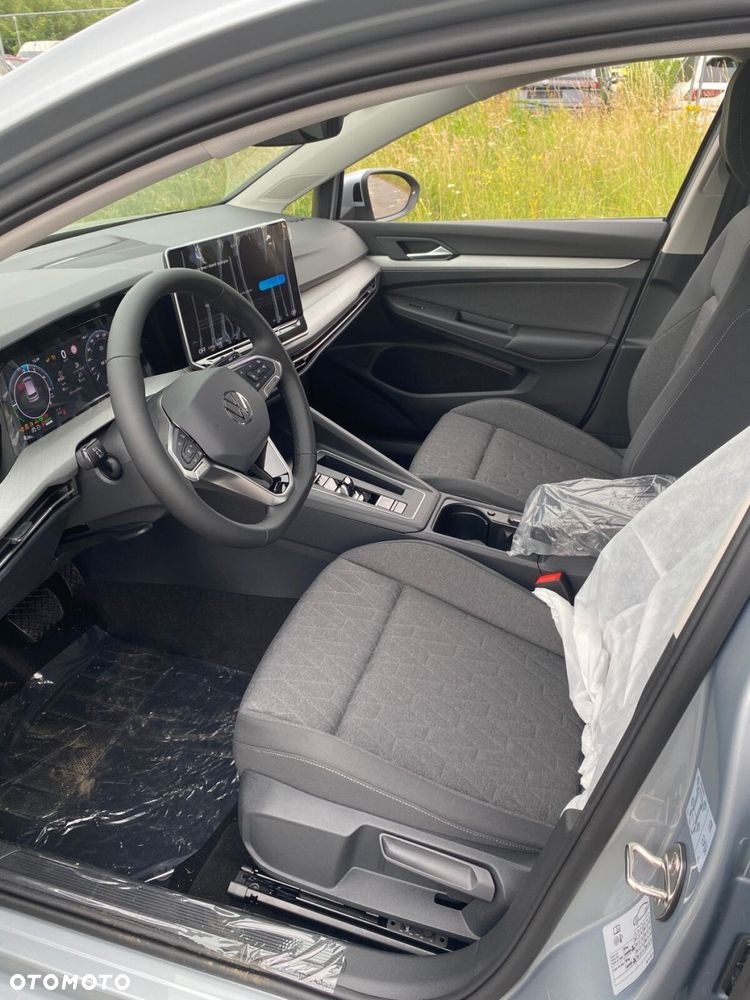 Volkswagen Golf - 9