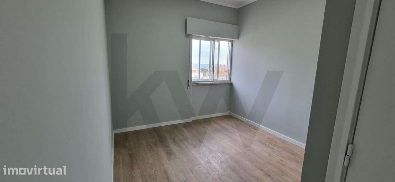 Apartamento T3 com Vista Desafogada para a Baía do Sado – Rua de Branc - Grande imagem: 5/24