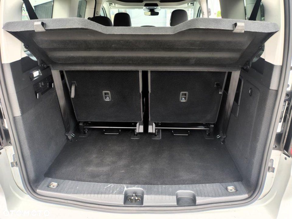 Ford Tourneo Connect Grand - 2
