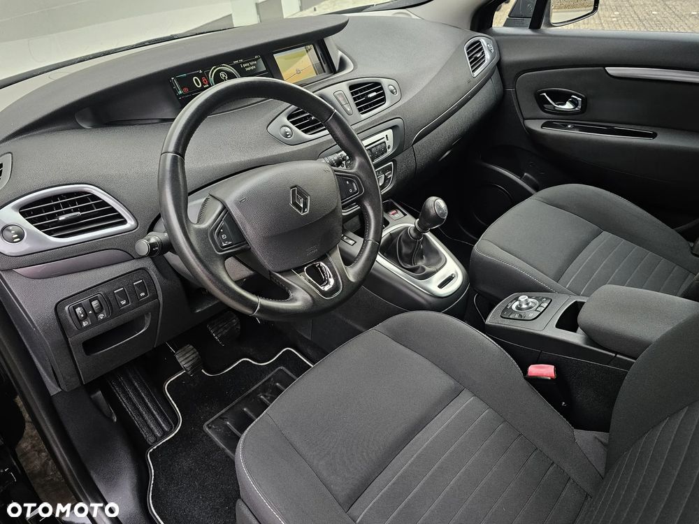 Renault Grand Scenic Energy dCi 110 S&S LIMITED - 32
