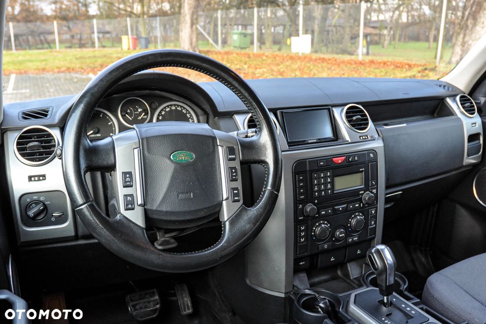 Land Rover Discovery TD V6 SE - 9