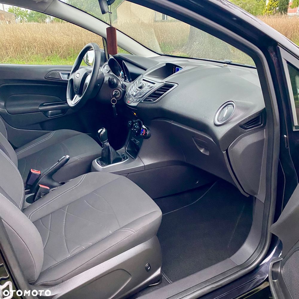 Ford Fiesta 1.0 EcoBoost Start-Stop ST-LINE - 32